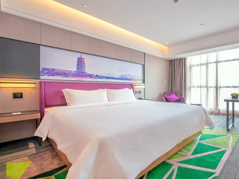Hampton By Hilton Nanning Wuxiang Hotel ภายนอก รูปภาพ